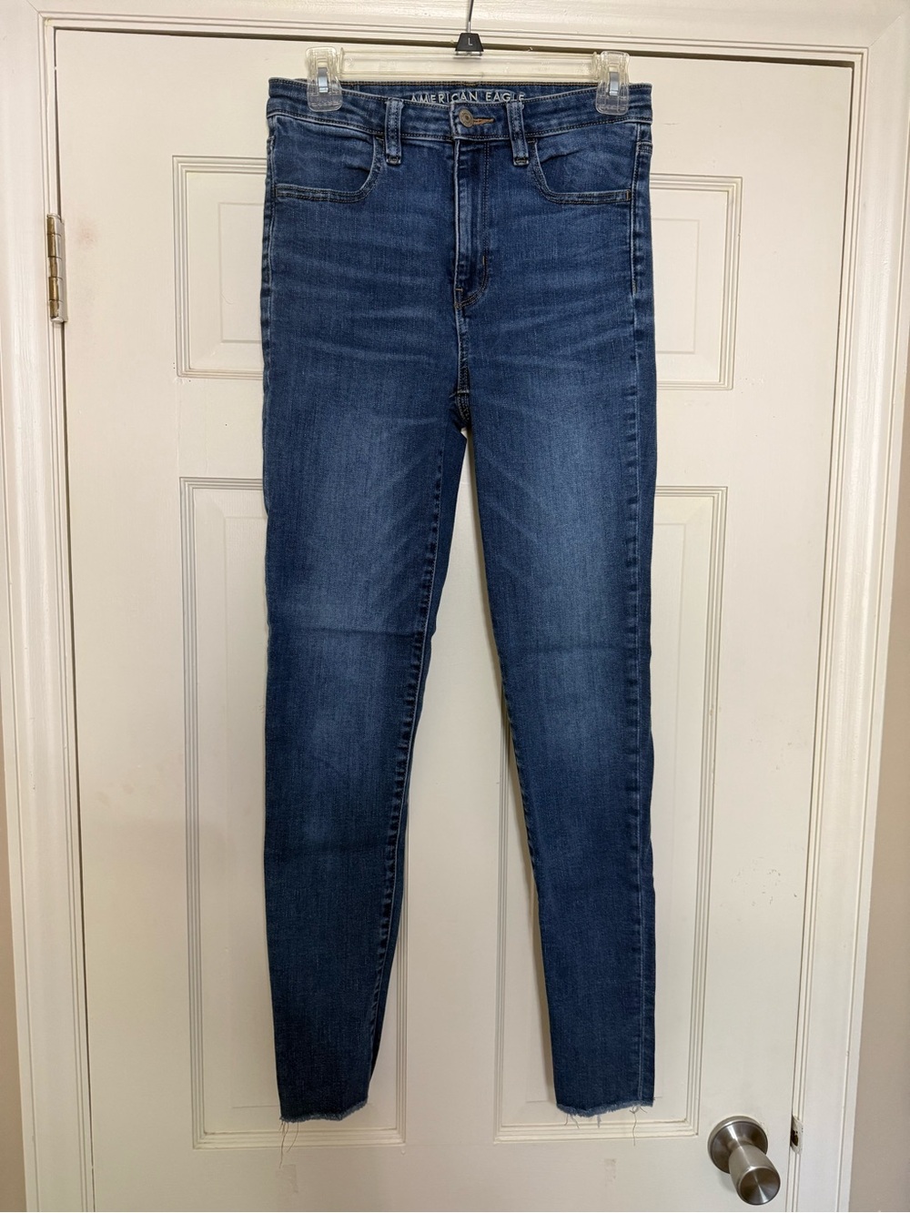 American Eagle Super Hi-Rise Jegging Crop - 6 Long
